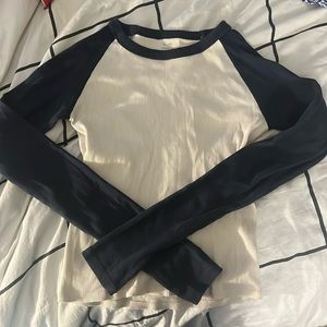 Brandy Melville Bella Top